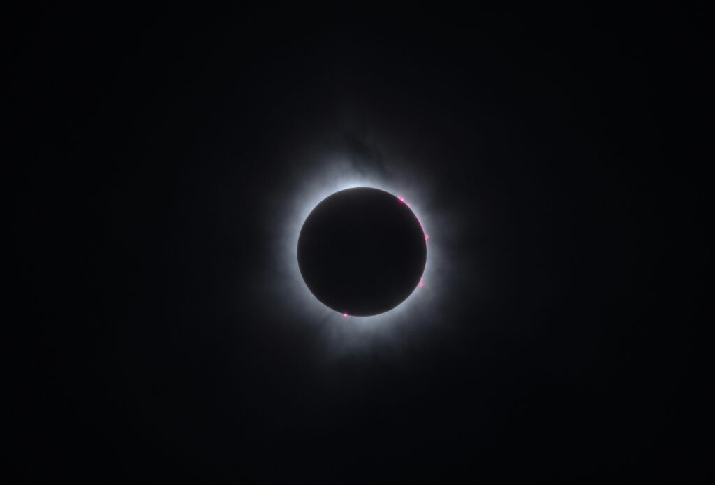 Potpuno pomračenje Sunca u 2026.